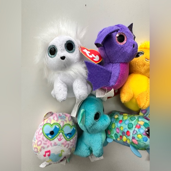 10 Assorted Stuffed mini toys - Picture 4 of 4